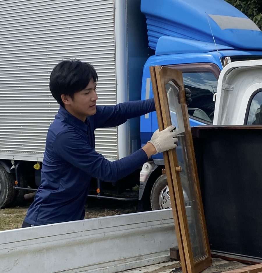 搬出作業中の様子